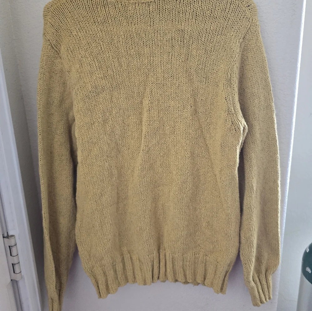 Mustard yellow knit sweater with one pocket, size large. - Picture 4 of 4